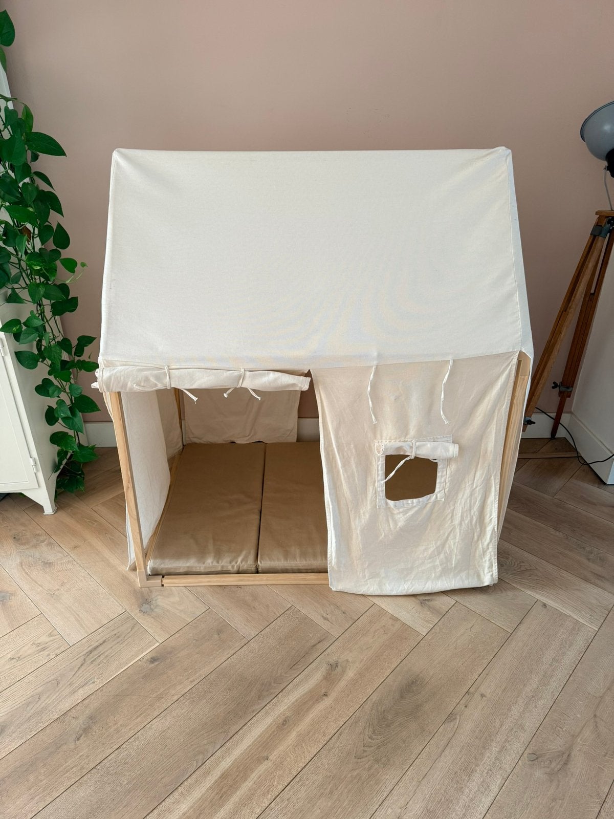 Speelhuis tent Hello Archie, Ophalen, Gebruikt, Hout