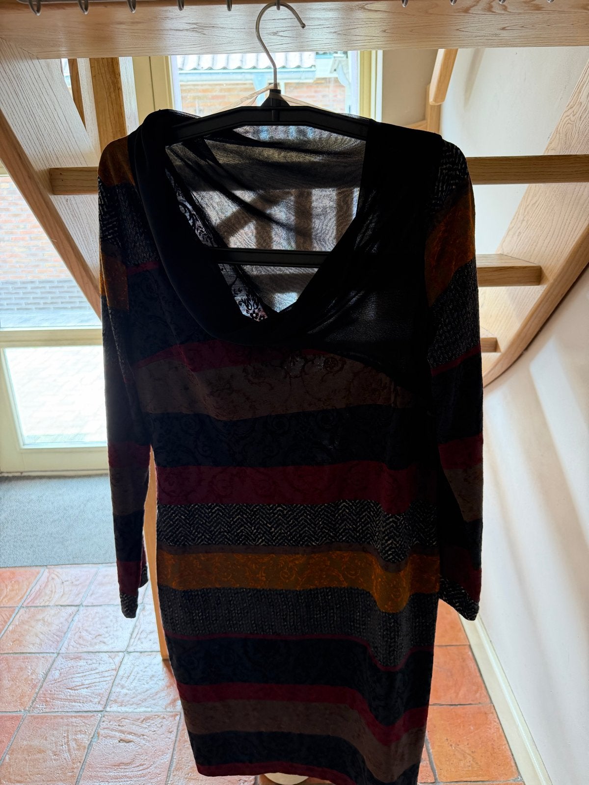 Jurk maat 44 van São Paulo, Kleding | Dames, Overige kleuren, Maat 42/44 (L), Ophalen of Verzenden, Zo goed als nieuw