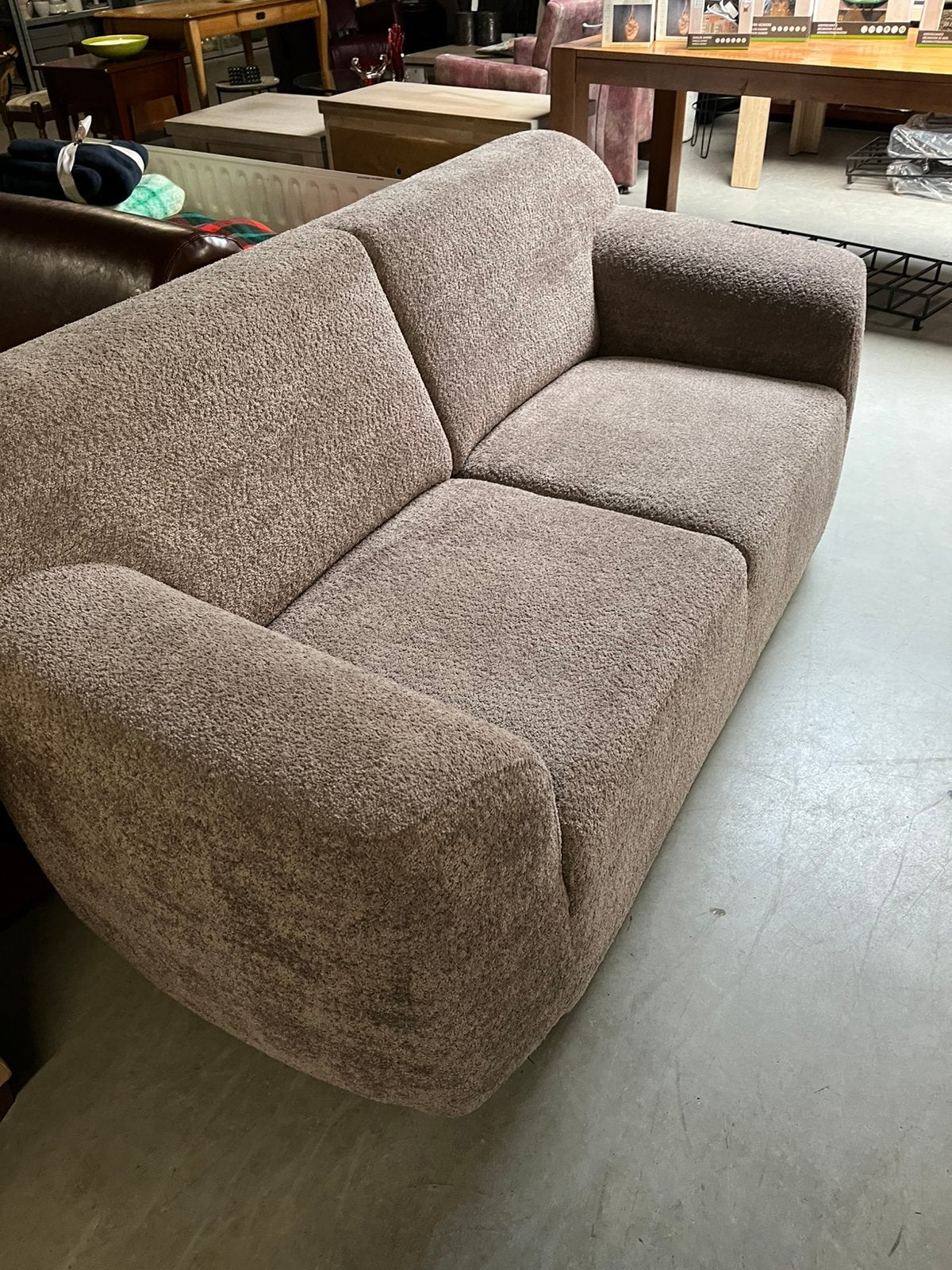 Mooie bank, beige/lichtbruin 180 cm, Ophalen, 150 tot 200 cm, Tweepersoons, 75 tot 100 cm