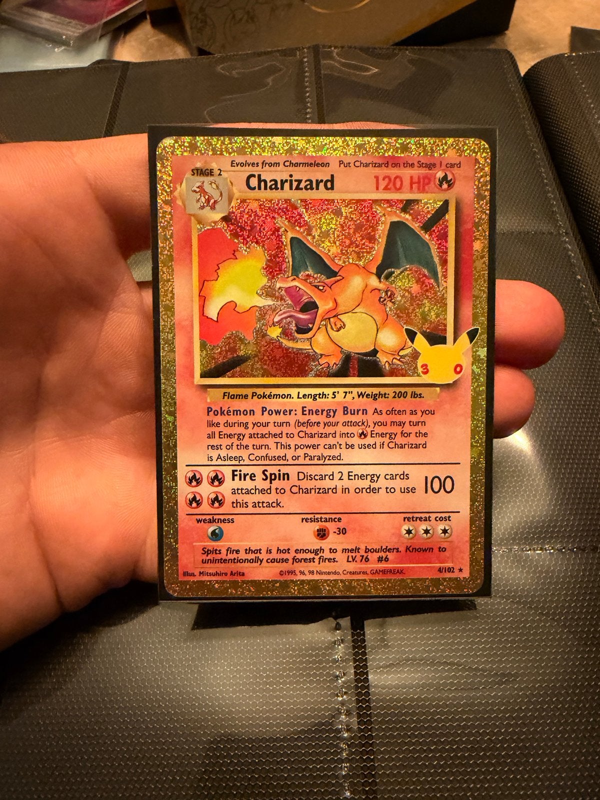 Charizard Pokémon Kaart - Geen Whitening, Perfecte Staat, Ophalen of Verzenden, Zo goed als nieuw, Losse kaart, Foil