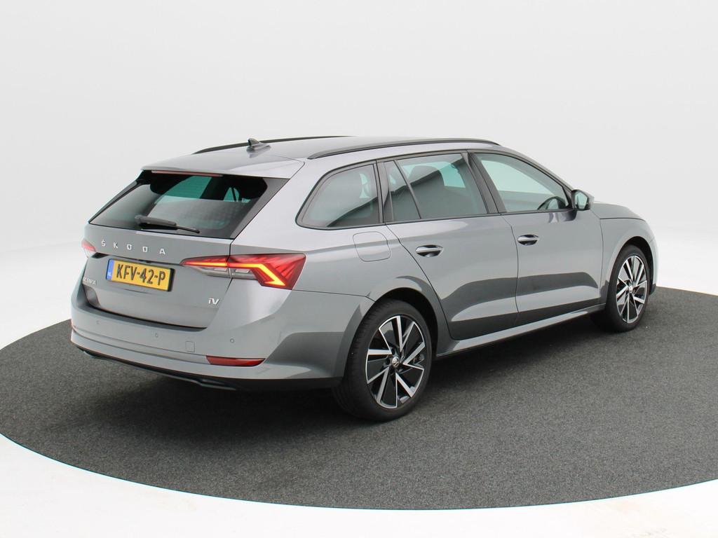 Skoda Octavia Combi 1.4 TSi iV PHEV 218 Pk Sportline Busines, Stof, Euro 6, 4 cilinders, 13 kWh