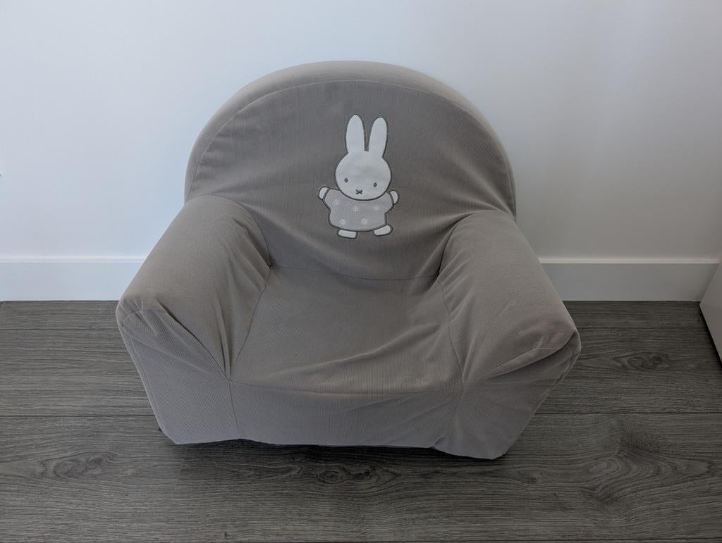 Nijntje kinderstoel - grijs, Kinderen en Baby's, Kinderkamer | Tafels en Stoelen, Ophalen of Verzenden, Stoel(en)