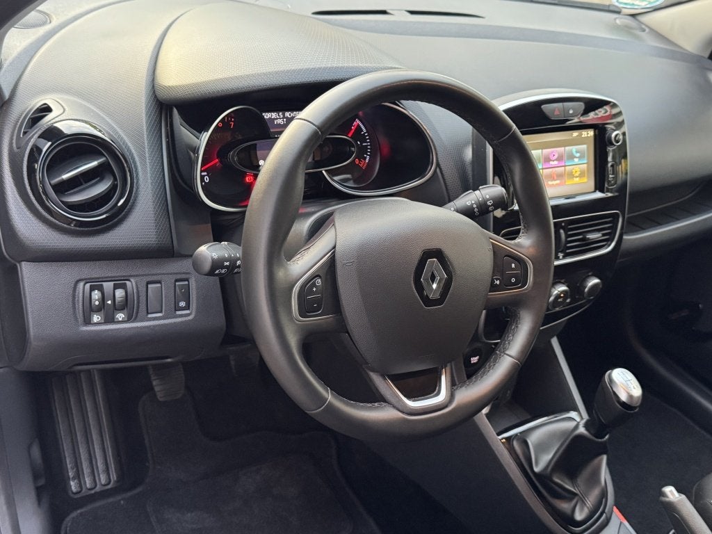 Renault Clio Estate 0.9 TCe Limited (bj 2019), Voorwielaandrijving, 898 cc, Gebruikt, Euro 6