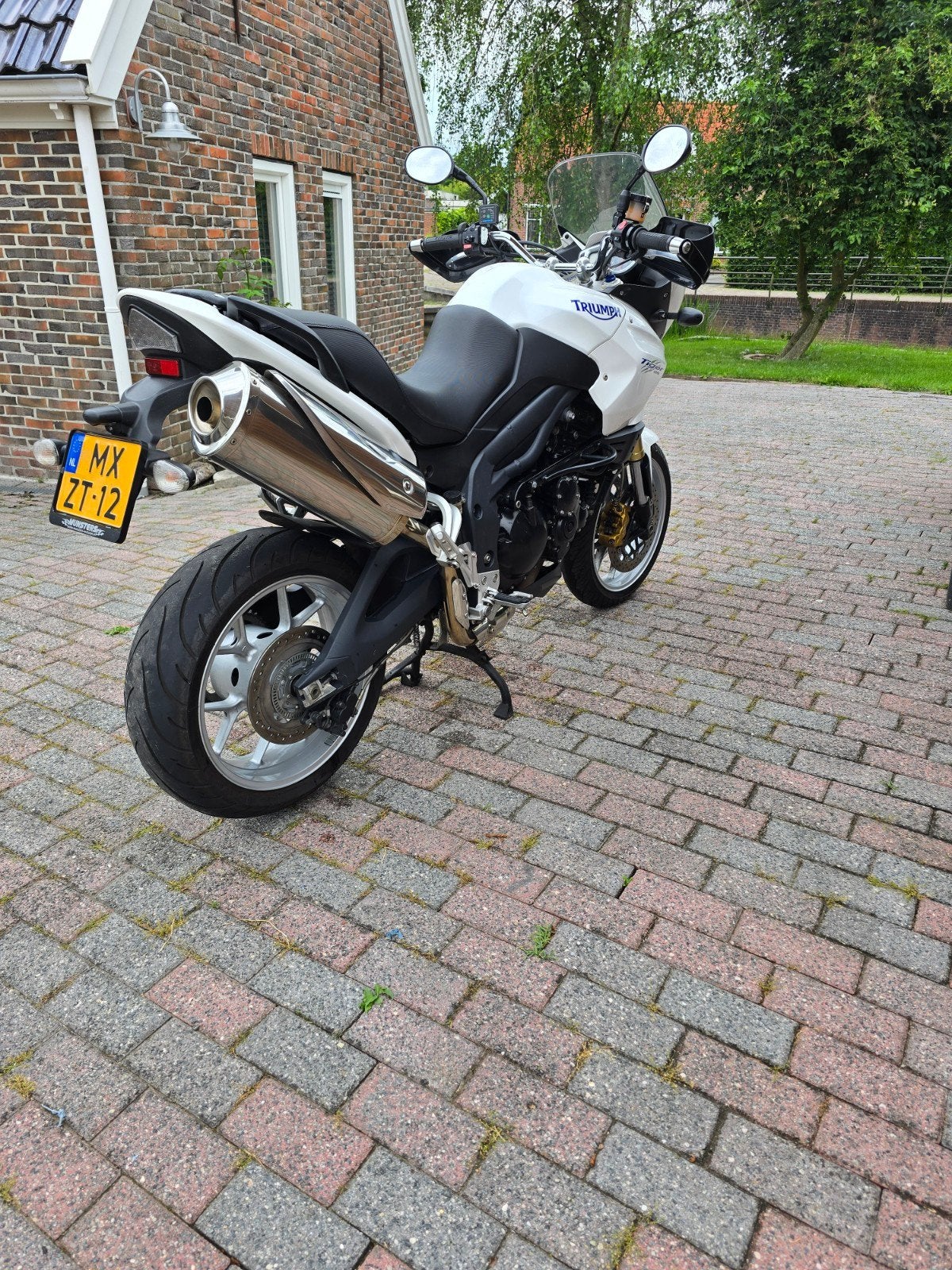 Goed onderhouden Triumph Tiger 1050 - bj 2010, Motorrijbewijs A, Gebruikt, 3 cilinders, Particulier