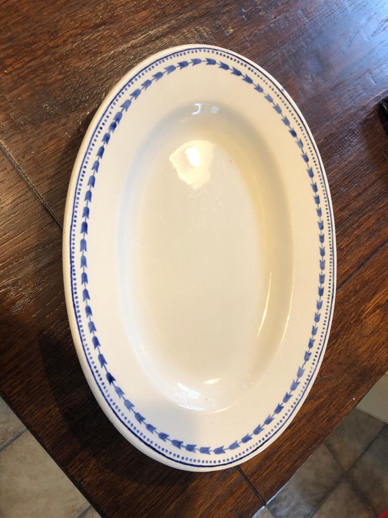 Mooie ovale blauw-witte serveerschaal Terre de Fer aardewerk, Antiek en Kunst, Ophalen of Verzenden