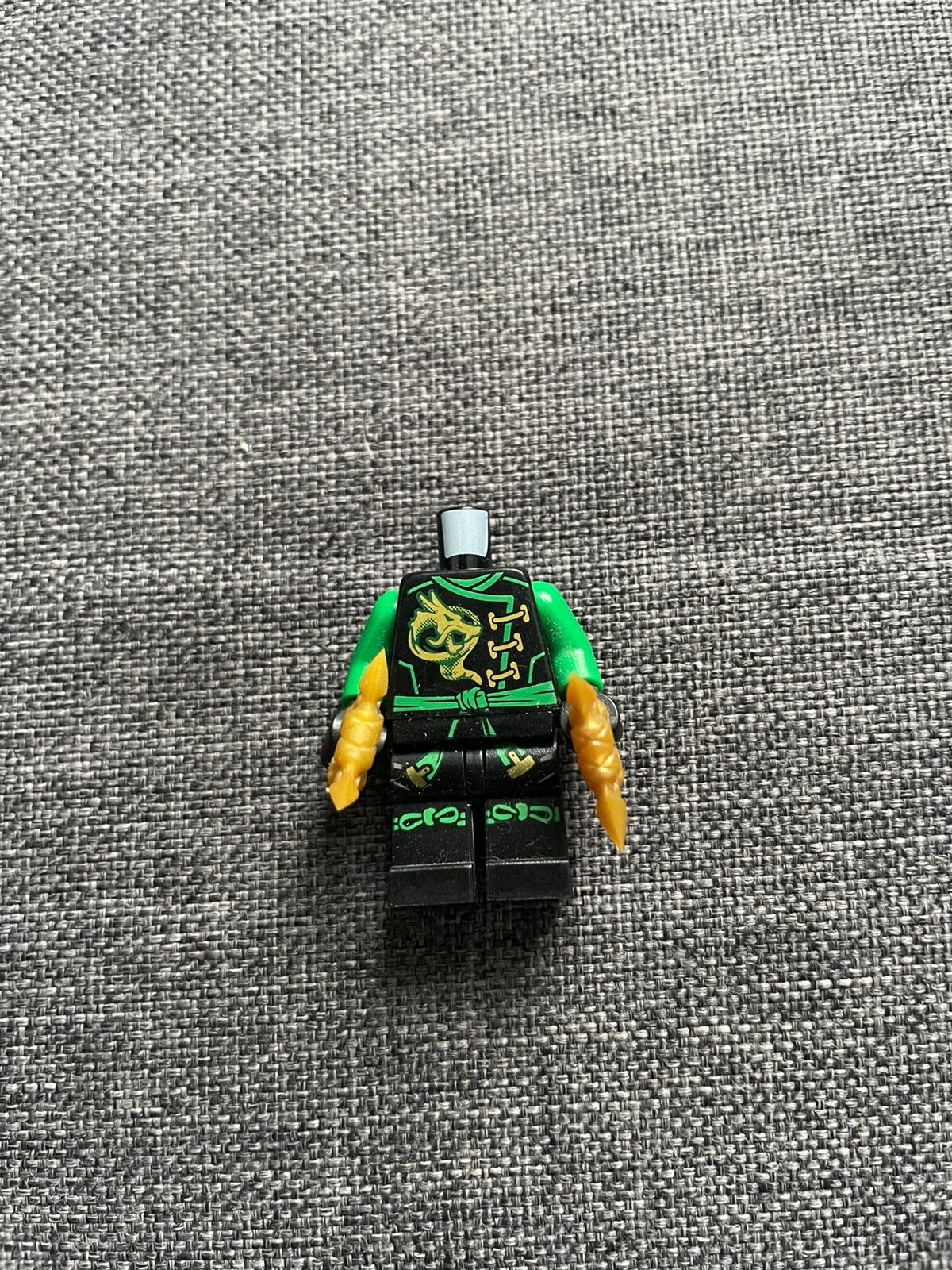 Lego Ninjago Lloyd Skybound outfit, Lego, Ophalen of Verzenden, Zo goed als nieuw, Losse stenen