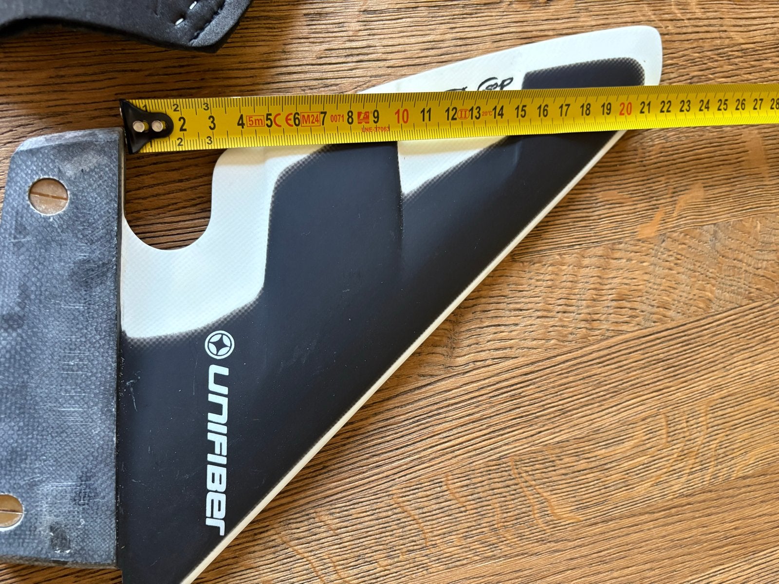 Windsurf vinnen: Drake Slalom Pro 38cm, KOK Anti Weed, Unifi, Watersport en Boten, Windsurfen, Ophalen of Verzenden, Gebruikt