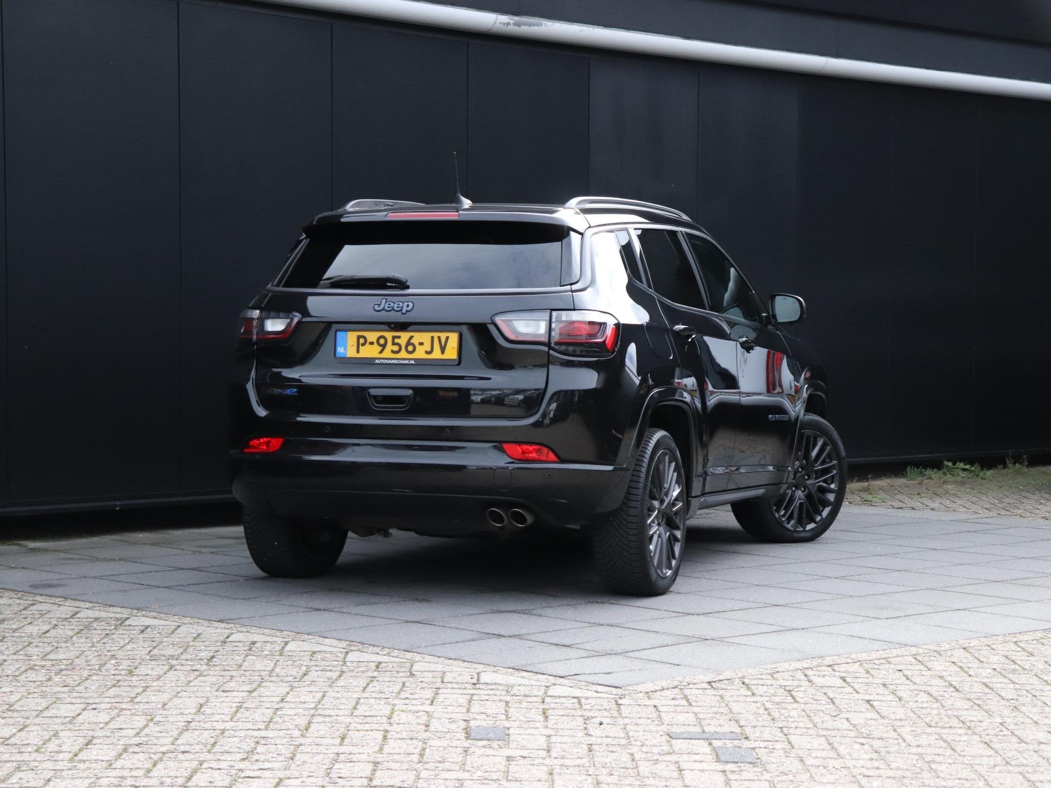 Jeep Compass 4xe 240 Plug-in Hybrid Electric S | SOH 82,4% |, Auto's, Automaat, Dealer onderhouden, Zwart, Bedrijf