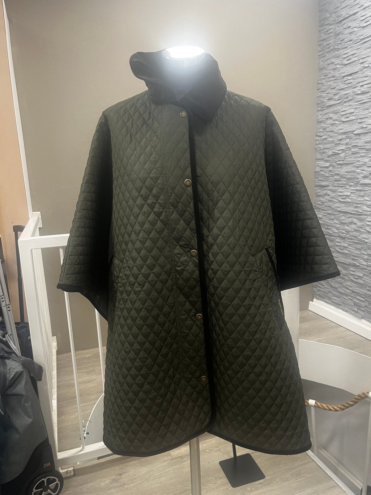 Barbour damesjas/cape NIEUW, Ophalen of Verzenden, Nieuw, Maat 42/44 (L), Groen