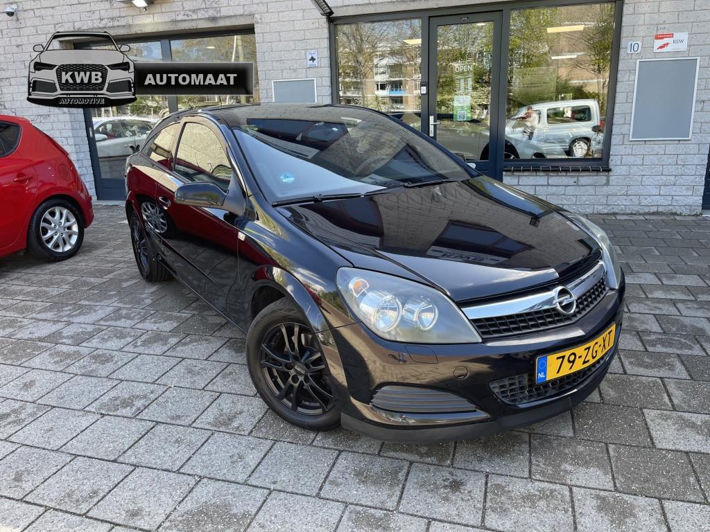Opel Astra GTC 1.8 Skyview Automaat Airco Distri Vv Apk, Auto's, Opel, Gebruikt, 1796 cc, Zwart, Origineel Nederlands