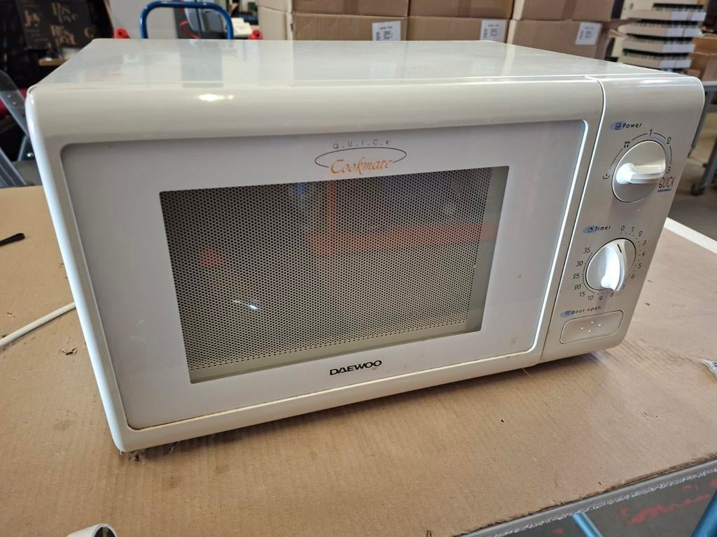 Daewoo Magnetron - Wit, Compact en Gebruiksvriendelijk, Witgoed en Apparatuur, Magnetrons, Gebruikt, Minder dan 45 cm, Ophalen of Verzenden