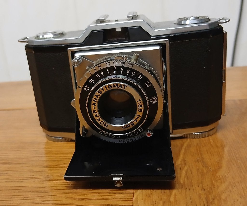 Camera Zeiss Ikon Ikonta, sluiter Prontor - met tas -, Ophalen of Verzenden, Gebruikt, Compact, Overige Merken