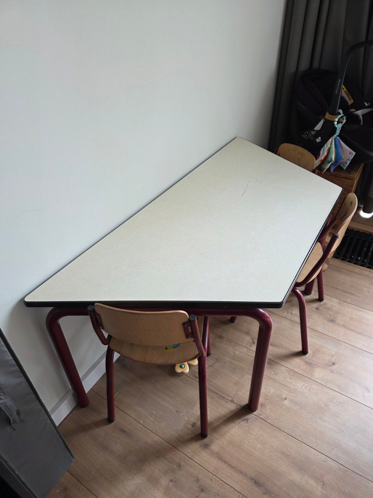 Vintage peuter- of kleutertafel met stoeltjes, Ophalen, Gebruikt, Tafel(s) en Stoel(en)