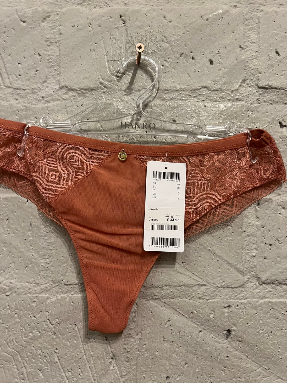 Chantelle string maat 40 NIEUW!! Nu €10,-, Ophalen of Verzenden, String