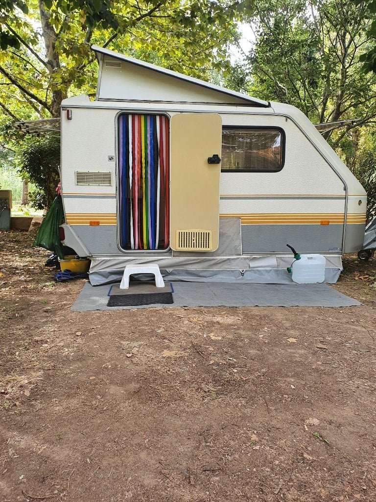 TE KOOP voor € 5000,- Eribelle Fashion uit 1989, Caravans en Kamperen, Koelkast, Tot en met 2, Treinzit, Particulier