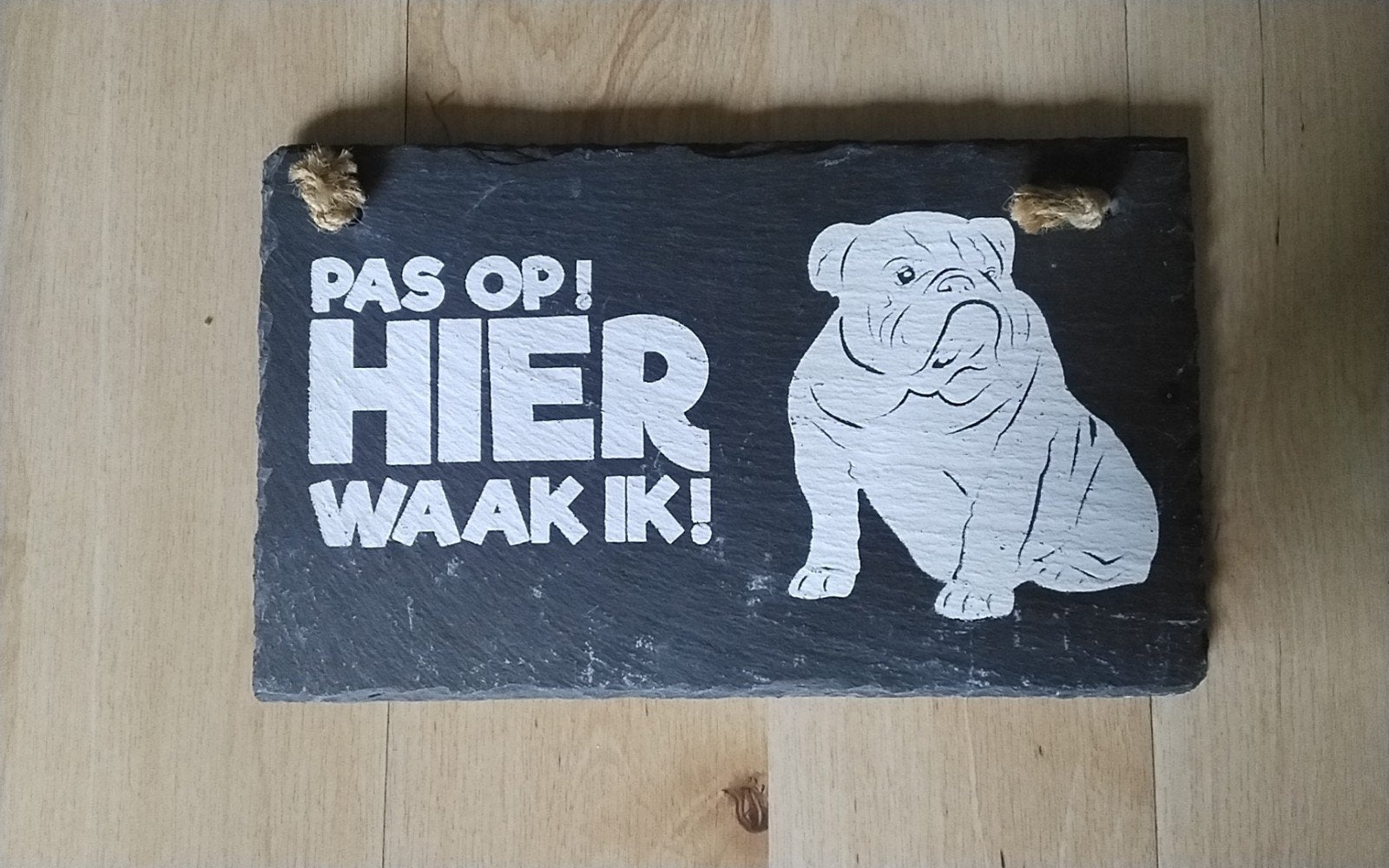 Leistenen waakbord met Bulldog - Pas op! Hier waak ik!, Ophalen, Zwart, Overige stijlen, Zo goed als nieuw