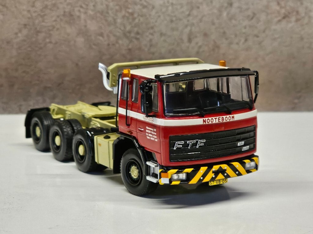 Gezocht: 4 Assige FTF nooteboom, Hobby en Vrije tijd, Modelauto's | 1:50, Ophalen of Verzenden, Zo goed als nieuw, Bus of Vrachtwagen
