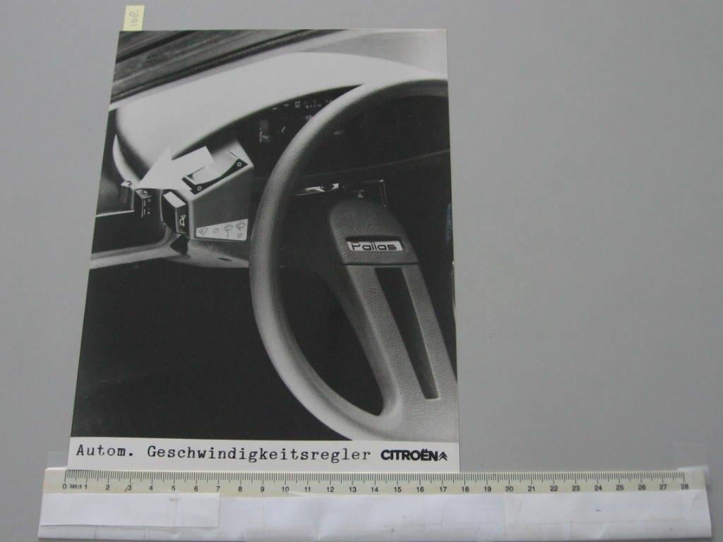 CITR 108 Citroën Pallas, persfoto., Boeken, Auto's | Folders en Tijdschriften, Zo goed als nieuw, Citroën, Ophalen of Verzenden