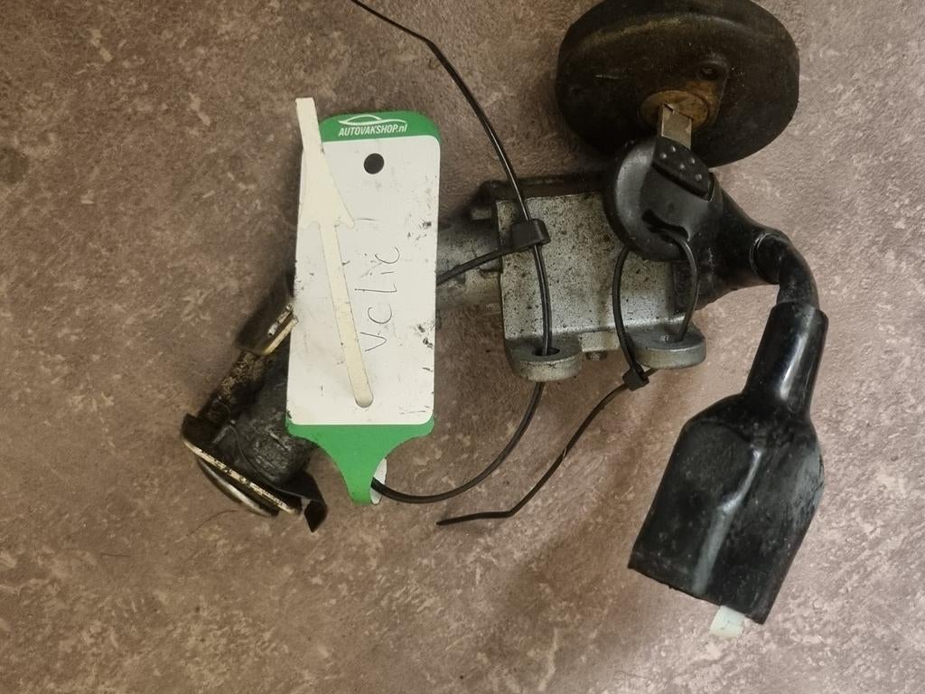 Contactslot set Peugeot v clic, Fietsen en Brommers, Brommeronderdelen | Scooters, ., Overige typen, Ophalen of Verzenden, .