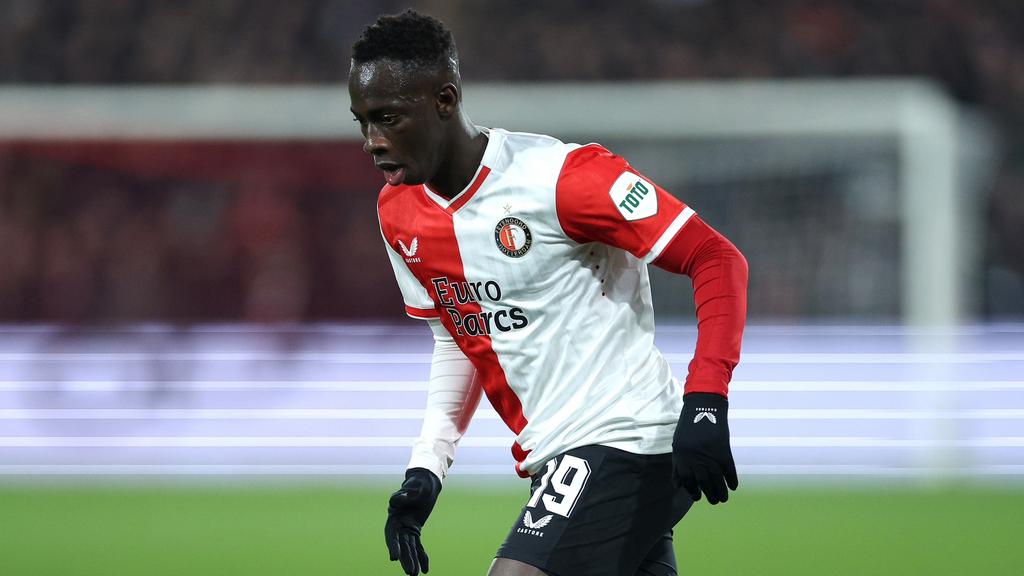 GEZOCHT Feyenoord shirt Minteh #19, Seizoenskaart, Eén persoon