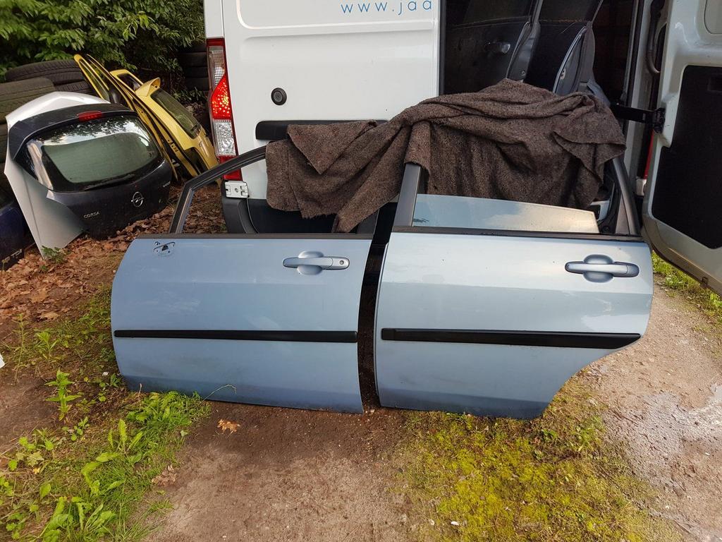 SUZUKI LIANA PORTIEREN LV+LA BJ 2006, Auto-onderdelen, Ophalen of Verzenden, Gebruikt, Deur