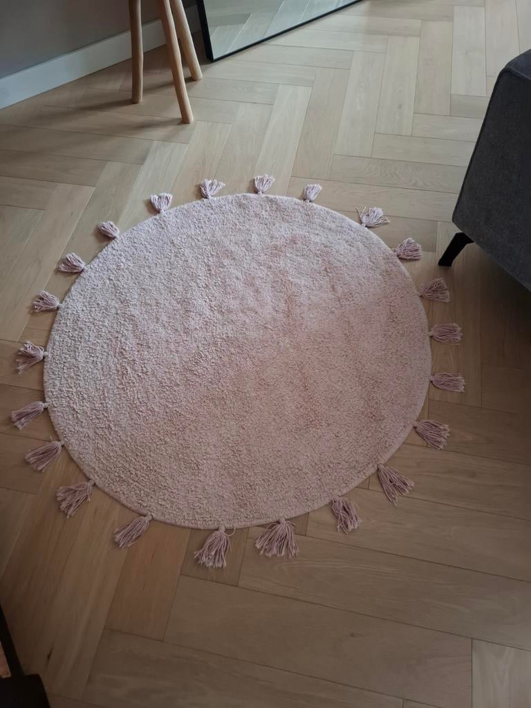 Zacht roze vloerkleed, Ophalen, Rond, Zo goed als nieuw, Modern