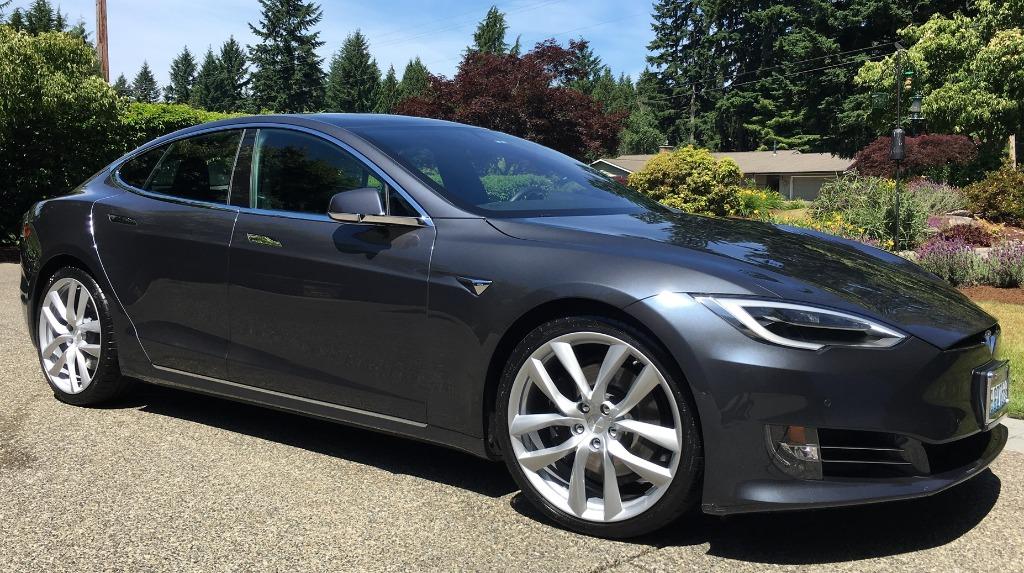 Originele 21 inch Tesla Model S Arachnid velgen met banden, Banden en Velgen, Tesla, Zomerbanden, Gebruikt