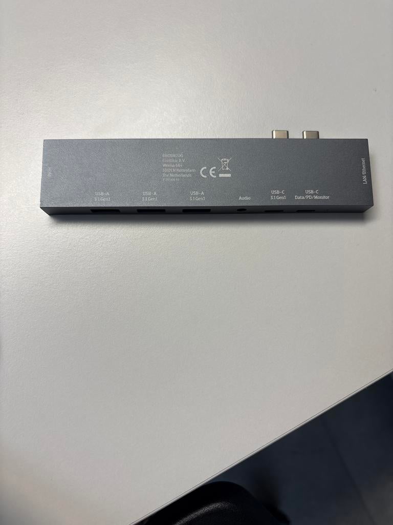 Bluebuilt USB-C 8 Macbook Docking Station, Ophalen, Zo goed als nieuw, Docking station, Laptop