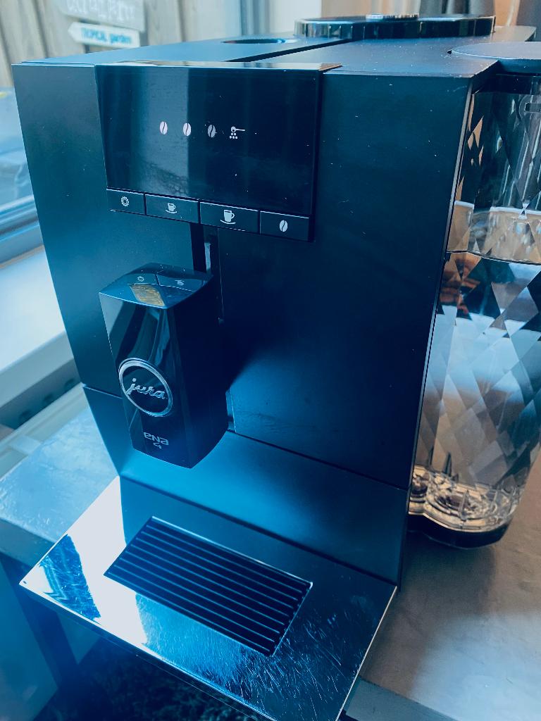 Prachtige Jura ena 4 black met een grote onderhoudsbeurt., Witgoed en Apparatuur, Koffiezetapparaten, Ophalen, 10 kopjes of meer
