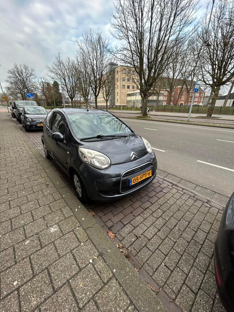 Citroën C1 1.0 3-DRS 2011 Grijs, Voorwielaandrijving, Stof, Zwart, 4 stoelen