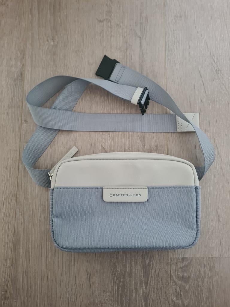Kapten & Son Bergen Crossbody - Steel Blue, Ophalen of Verzenden, Zo goed als nieuw, Blauw, Overige merken