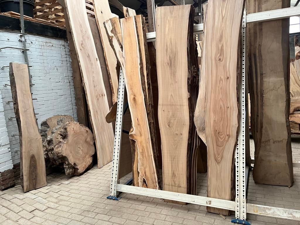 Welkom in ons Houtatelier voor unieke wandplanken enz, Ophalen, Nieuw
