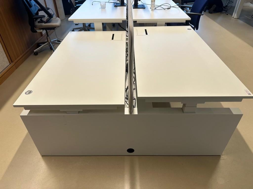 Voortman Elektrische zit-sta duo-bureau 160x80, 12 stuks, Huis en Inrichting, Bureaus, Verzenden, In hoogte verstelbaar, Gebruikt