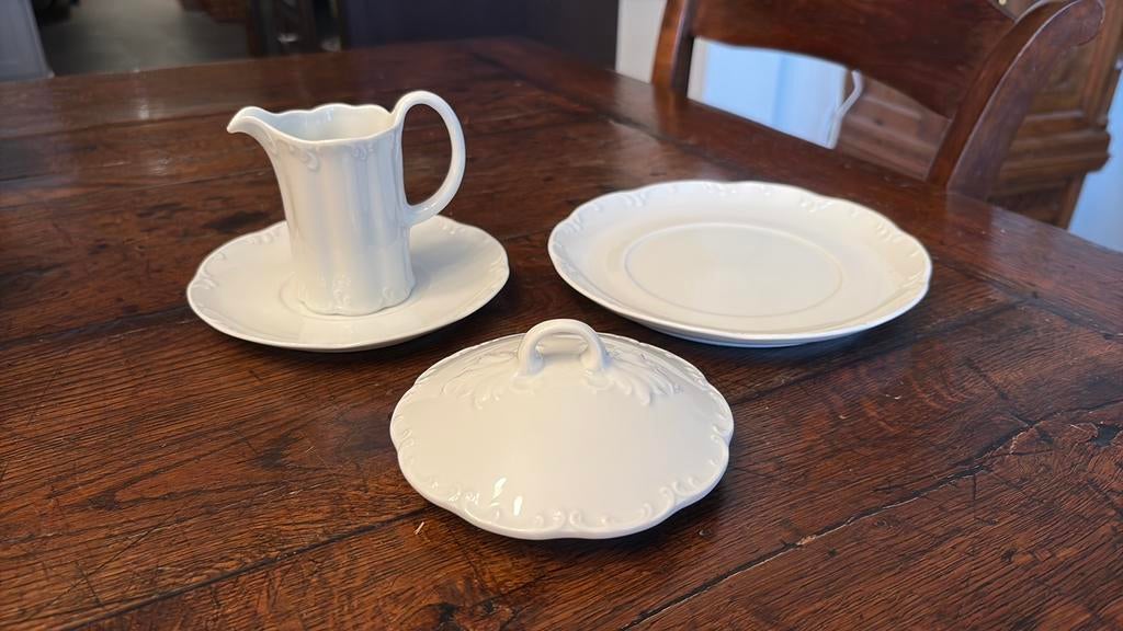 Rosenthal Classic Rose melkkan, schotels & theepotdeksel, Ophalen of Verzenden, Zo goed als nieuw, Porselein
