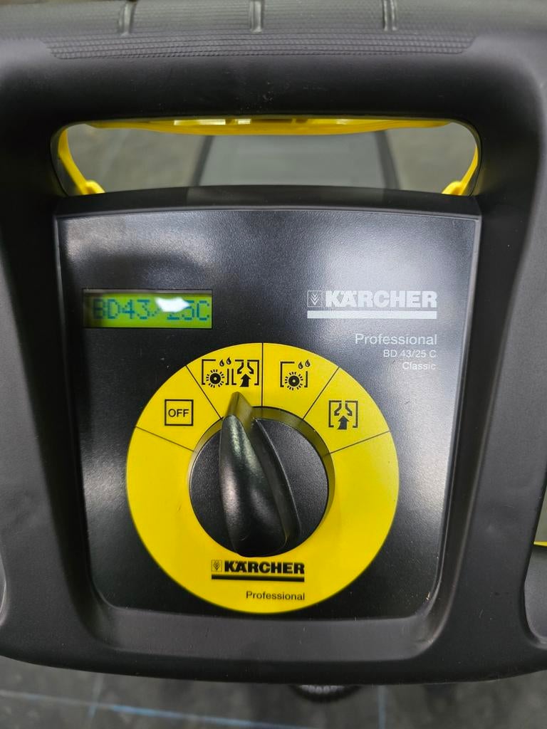 Karcher schrobmachine BD43/25  en B40. Nieuw, Ophalen, Nieuw