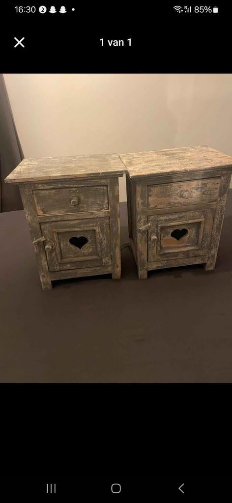 2 leuke houten nachtkastjes met hartjes, Gebruikt, Minder dan 45 cm, Ophalen of Verzenden, Minder dan 55 cm
