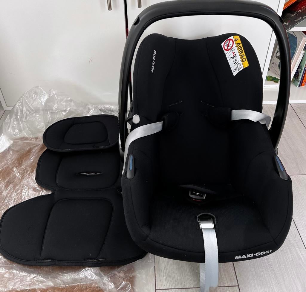 Maxi cosi autostoel baby zgan, Kinderen en Baby's, Autostoeltjes, Zo goed als nieuw, Maxi-Cosi, 0 t/m 13 kg, Autogordel, Ophalen