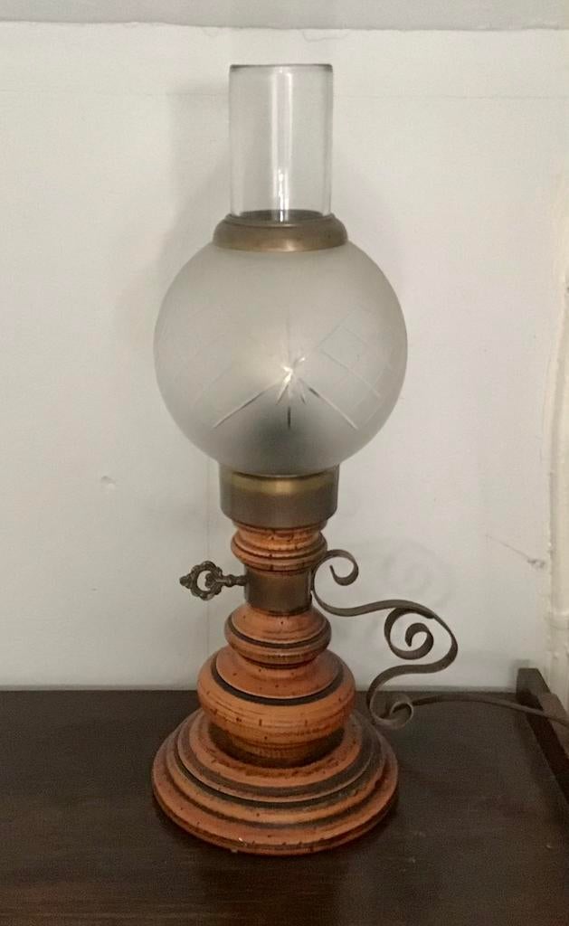 Antieke Olielamp met glazen bol, Ophalen
