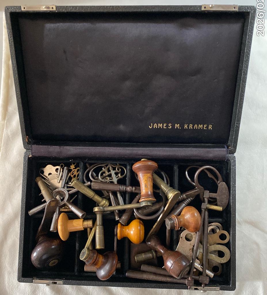 Antieke klokkensleutels collectie, Verzenden