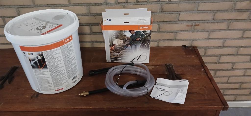 Stihl zand-natstraalinrichting en emmer straalgranulaat € 30, Ophalen, Nieuw, Overige soorten, Stihl