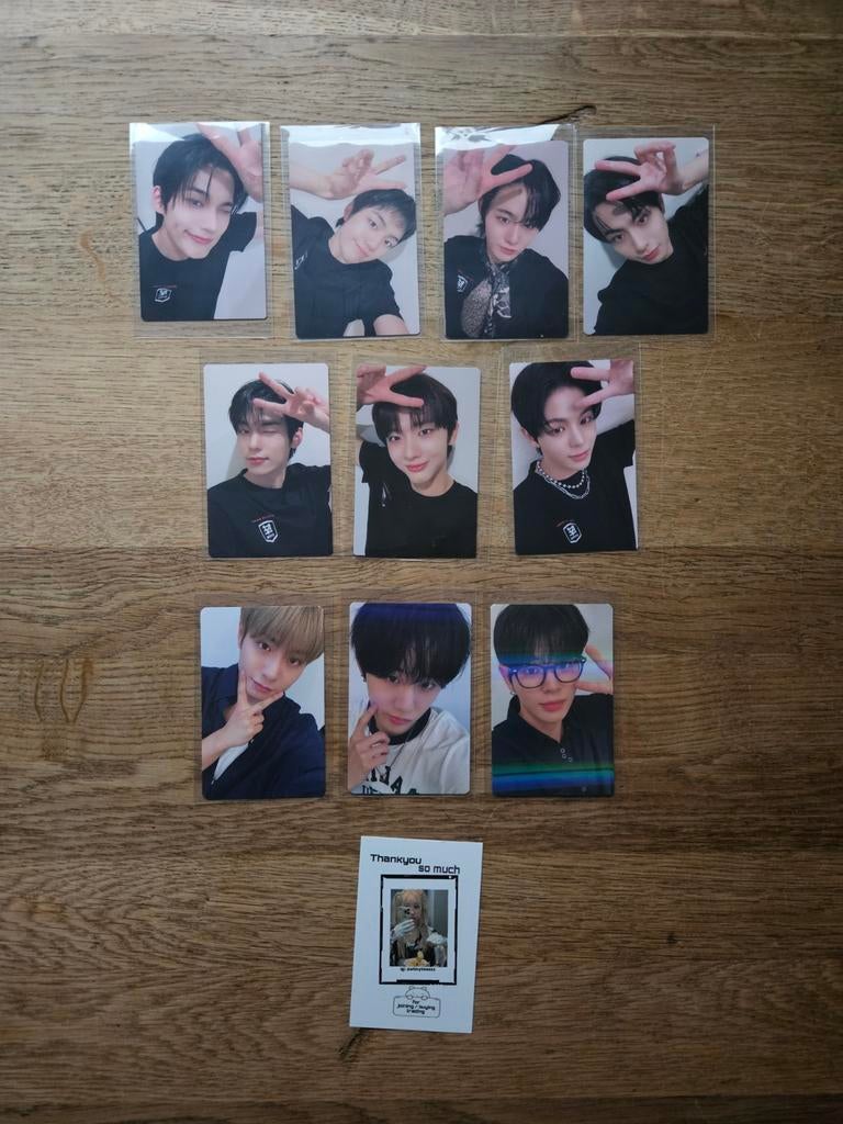 Evnne kpop photocards, Ophalen of Verzenden, Zo goed als nieuw, Foto of Kaart