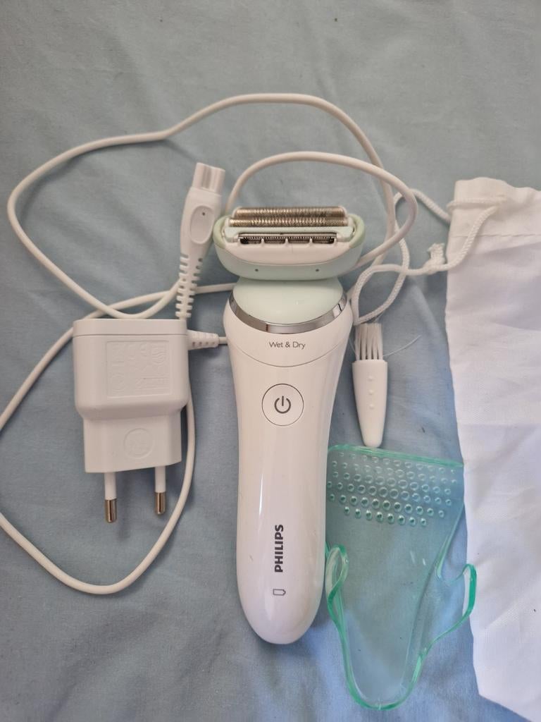 Philips Ladyshaver - Glad en Zacht!, Ophalen of Verzenden, Gebruikt, Scheren en Epileren