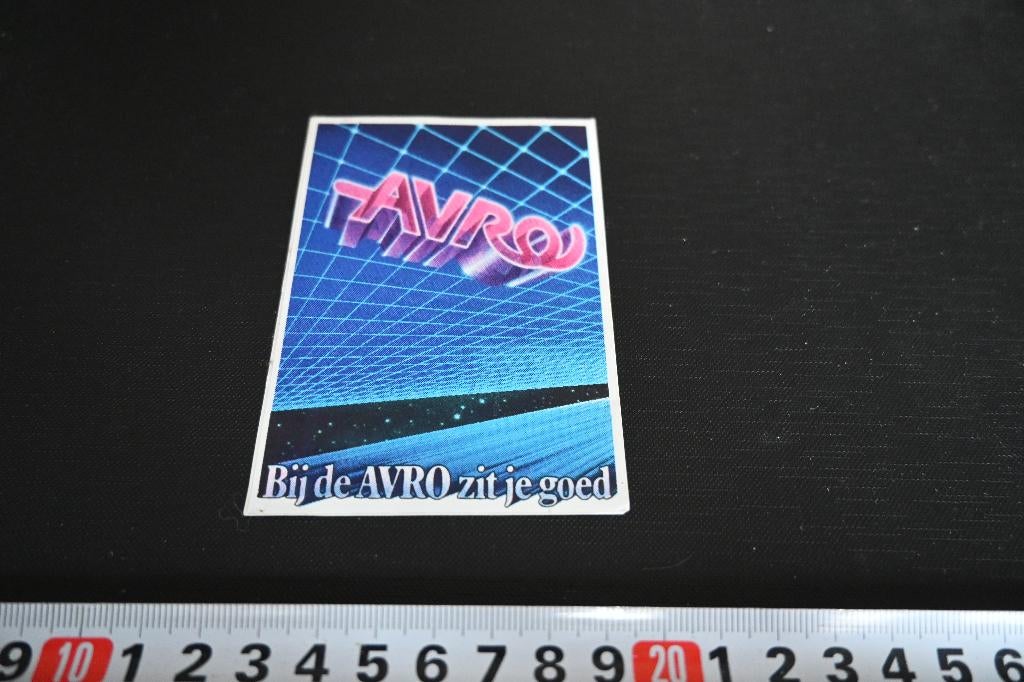 stickers Omroep AVRO Bij de avro zit je goed, Ophalen, Zo goed als nieuw