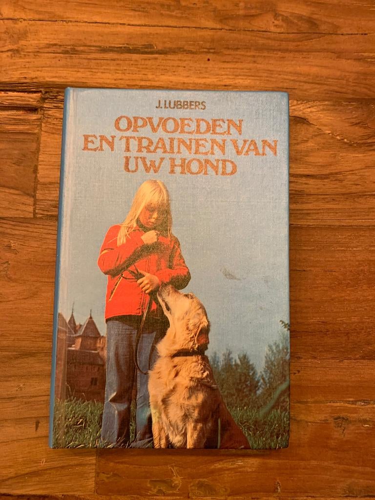 Opvoeden en trainen van uw hond, Boeken, Dieren en Huisdieren, Zo goed als nieuw, Honden, Ophalen of Verzenden