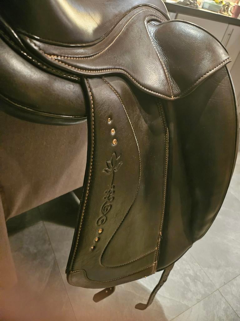 Dressuurzadel Edix Attitude, Dieren en Toebehoren, Paarden en Pony's | Zadels, Ophalen, Dressuur