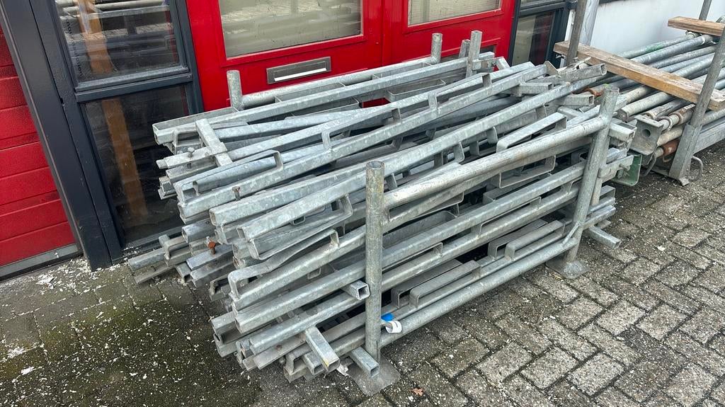 Partij Klembalusters / Randbeveiliging - Gebruikt, Doe-het-zelf en Verbouw, Ophalen, Gebruikt, Overige typen, Minder dan 2 meter