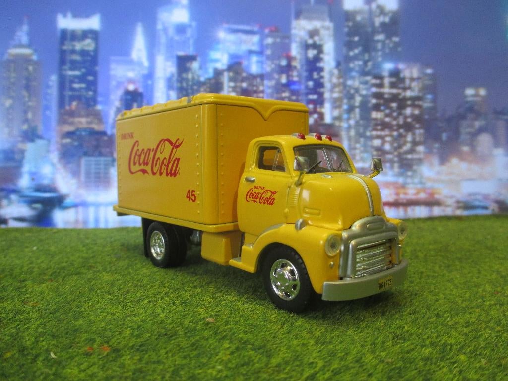 1:55 1958 GMC COE Coca Cola Truck, Ophalen of Verzenden, Zo goed als nieuw, Bus of Vrachtwagen, Overige merken