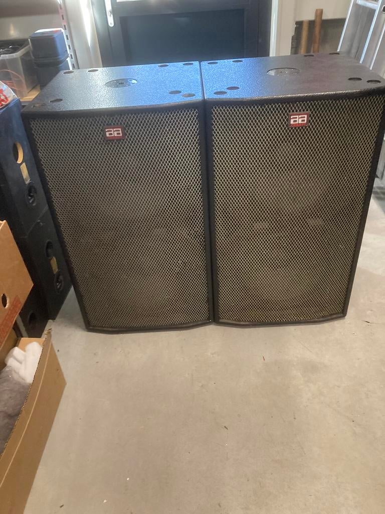 AA Craaft TS 215 basspeakers, Zo goed als nieuw, 120 watt of meer, Front, Rear of Stereo speakers, Ophalen