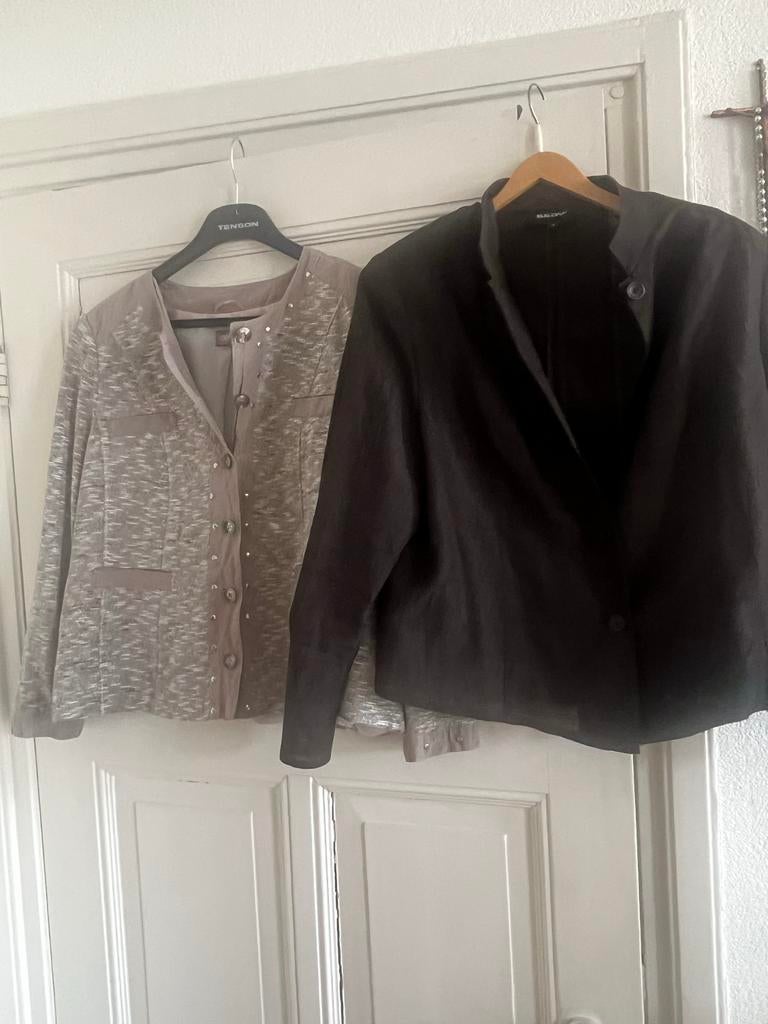 Set van 2 damesjasjes: beige en zwart, Kleding | Dames, Maat 38/40 (M), Beige, Ophalen of Verzenden, Zo goed als nieuw