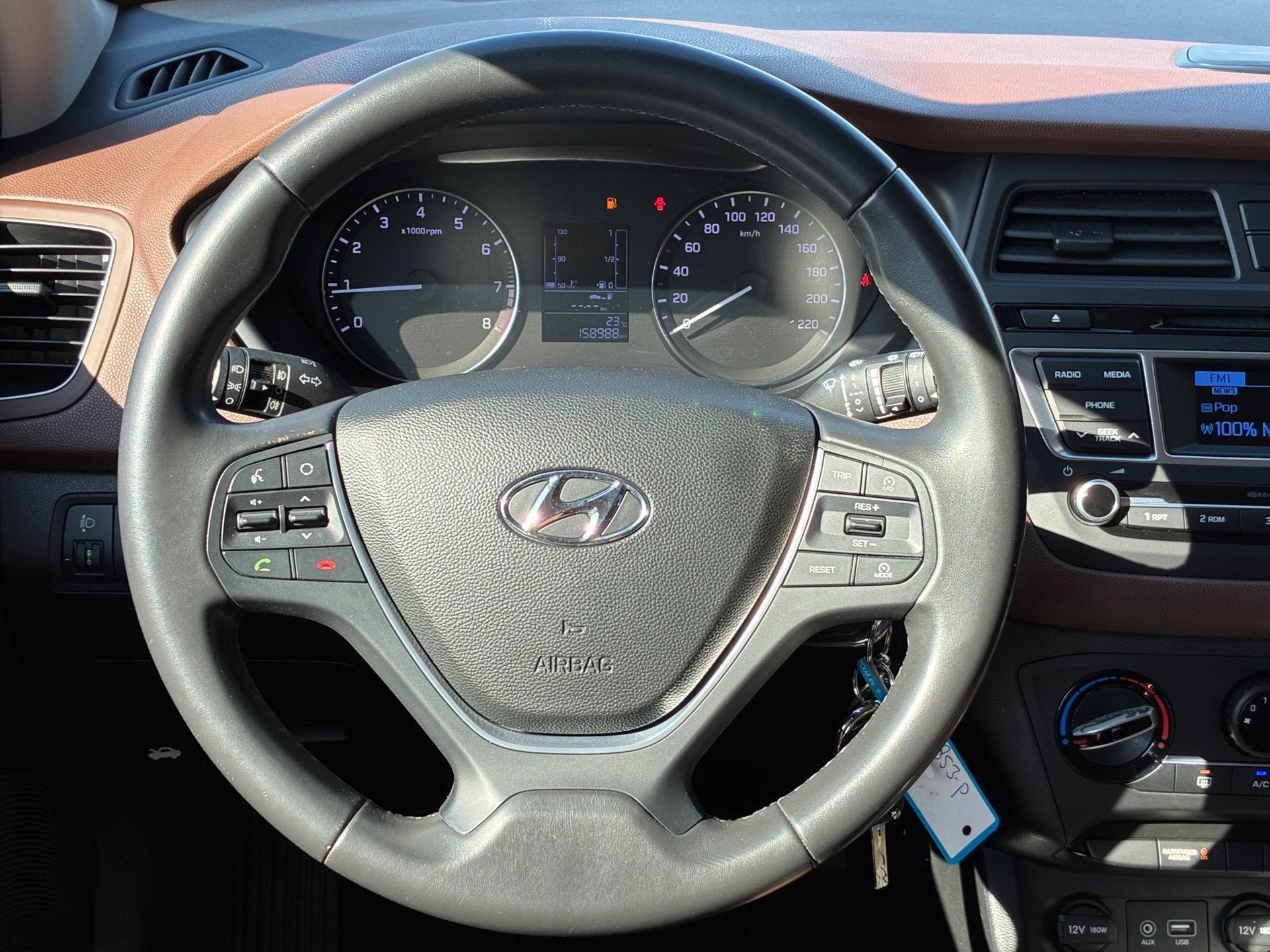 Hyundai I20 1.2 HP i-Motion|2e Eigenaar|Airco|CruiseControl|, Euro 6, 4 cilinders, Zwart, Origineel Nederlands